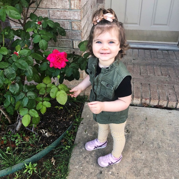 MEET HEATHER! 🎀👜📿👗🛍 - Picture 7 of 8